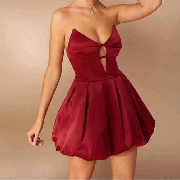 Dresses & Skirts - Pleated Bust Cut Out Bubble Hem Elegant Party Dress